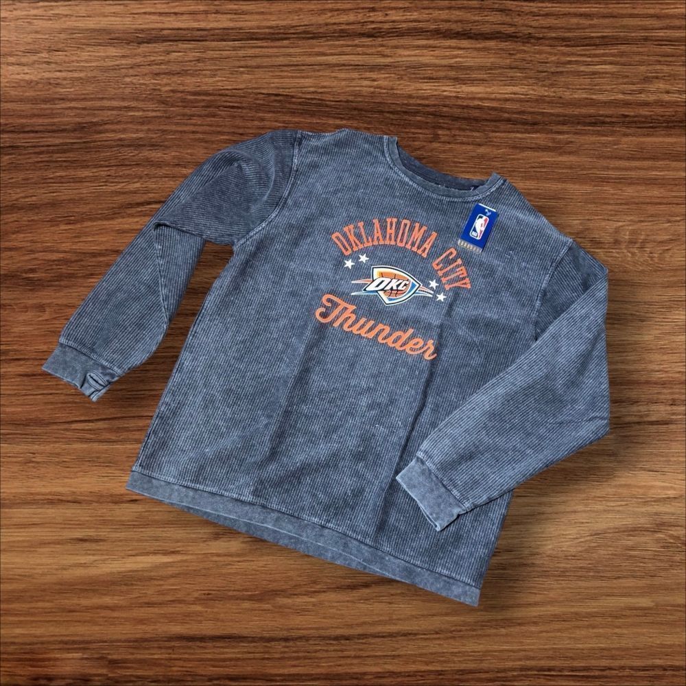 G111 4her By Carl Banks Gray Oklahoma City Thunder Heavy Waffle Knit Top NWT